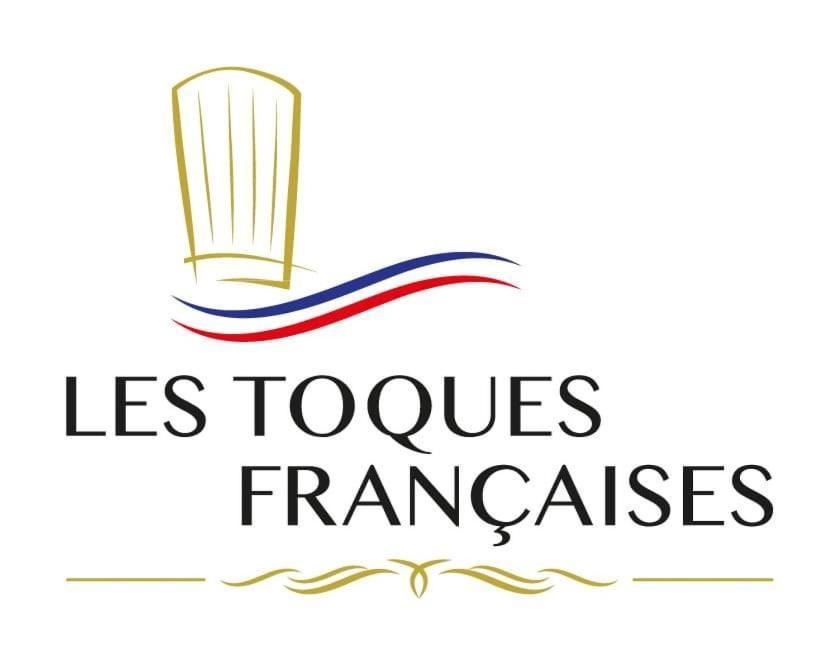 Hotel Logis Le Relais De La Voie Sacree Issoncourt Zewnętrze zdjęcie