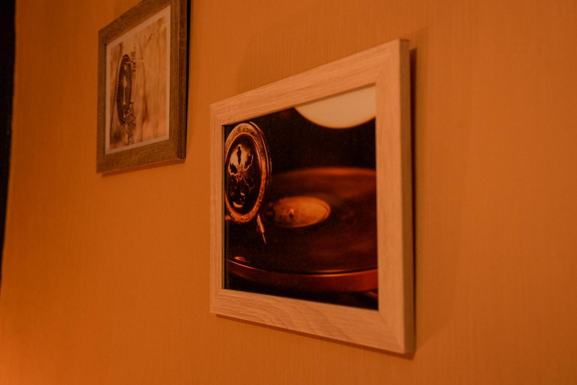 Hotel Logis Le Relais De La Voie Sacree Issoncourt Zewnętrze zdjęcie